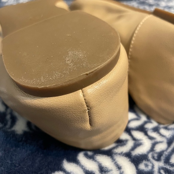 WORN ~8 TIMES Amazon Essentials Ballet Flats in Nude/Taupe/Brown Size 9.5 Women - Picture 9 of 11